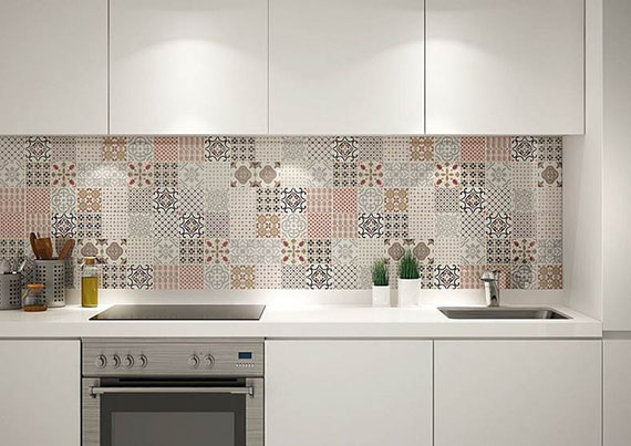 Gạch ốp tường bếp đã được chứng minh là lựa chọn thông minh cho những ai yêu thích trang trí nội thất hiện đại. Với tính năng chịu trọng tải cao, ít bám bẩn và dễ lau chùi, gạch ốp tường bếp giúp cho không gian bếp của bạn luôn sạch sẽ và gọn gàng.